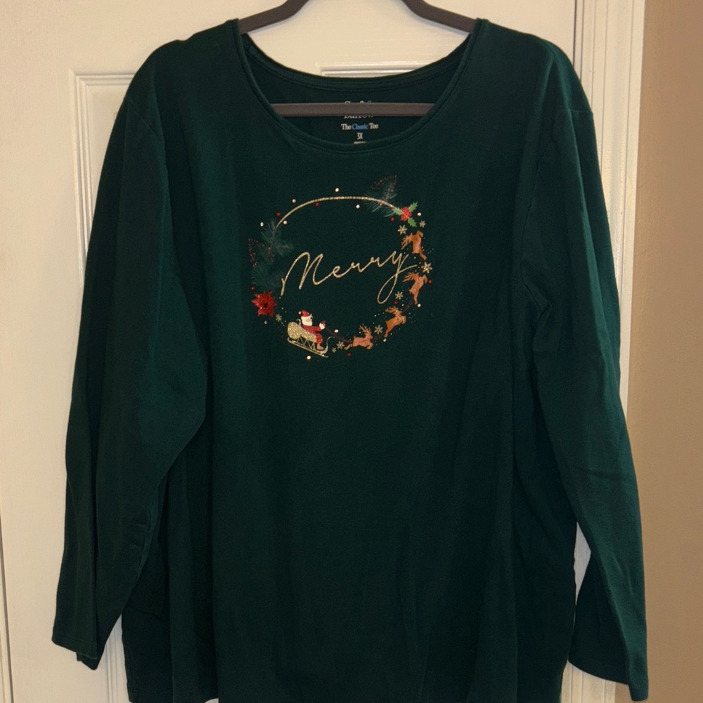 Croft & Barrow Dark Green Holiday Long Sleeve Tee